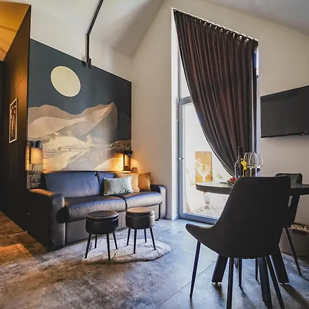 Kras Rubin 304 Z Prywatnym Jacuzzi I Tarasem Z Widokiem Na Gory * Sklářská Poruba